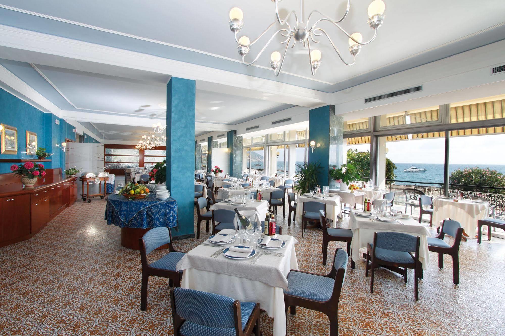 Hotel Bellevue Et Mediterranee دْيانو مارينا المظهر الخارجي الصورة