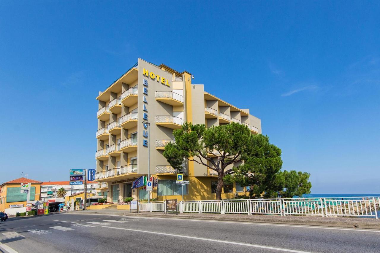 Hotel Bellevue Et Mediterranee دْيانو مارينا المظهر الخارجي الصورة